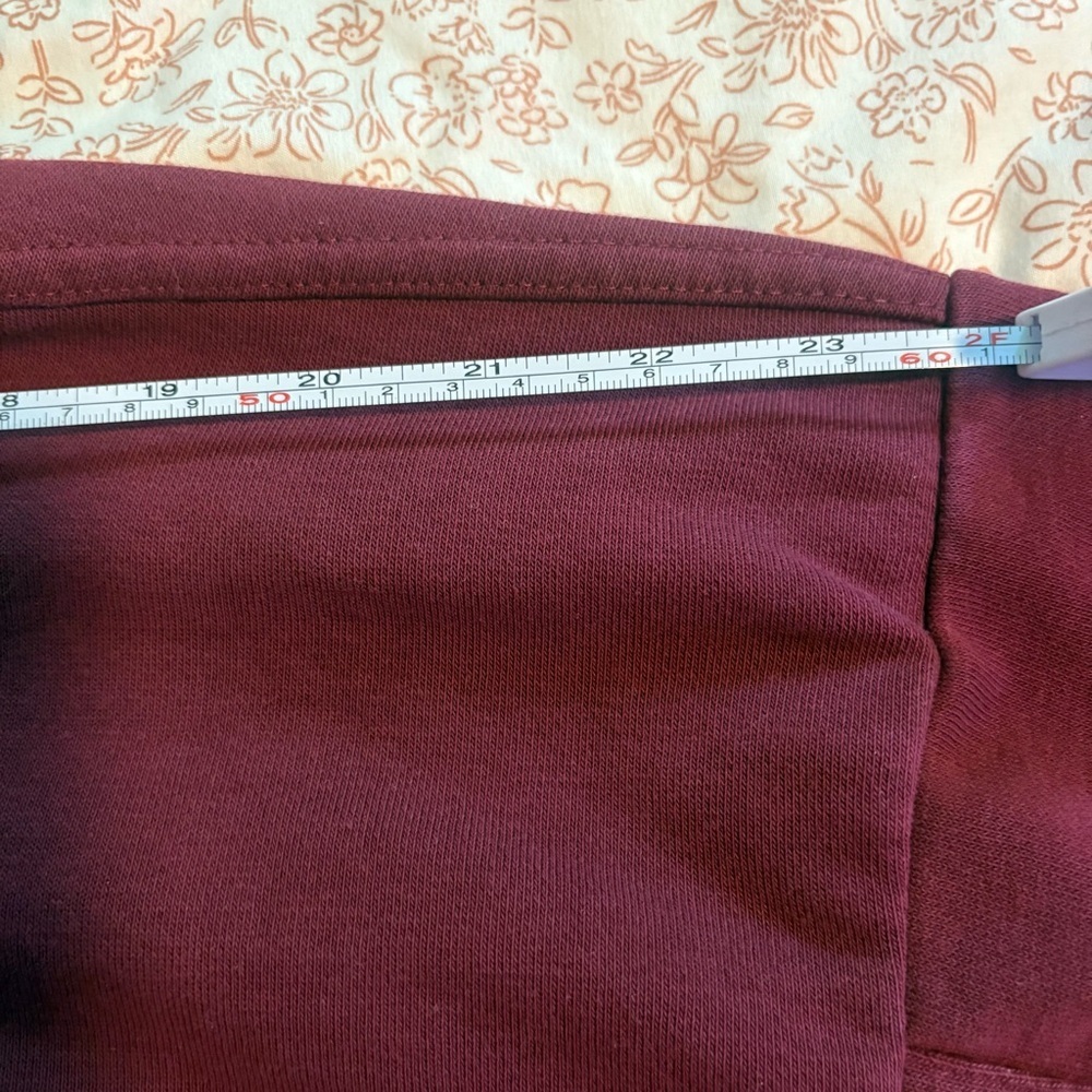 Nike Dri-FIT Get Fit Women's Cropped Swoosh Training Crew Size M Burgundy - Picture 7 of 10